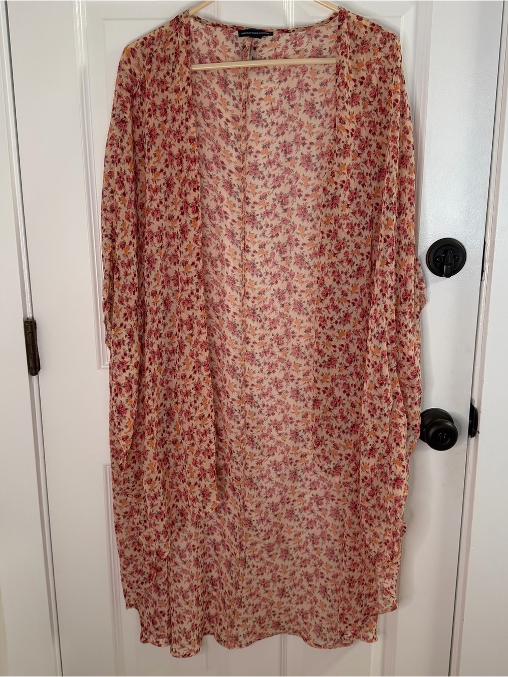 American Eagle Outfitters Floral Sheer Long-Sleeve Kimono - Pink and Cream